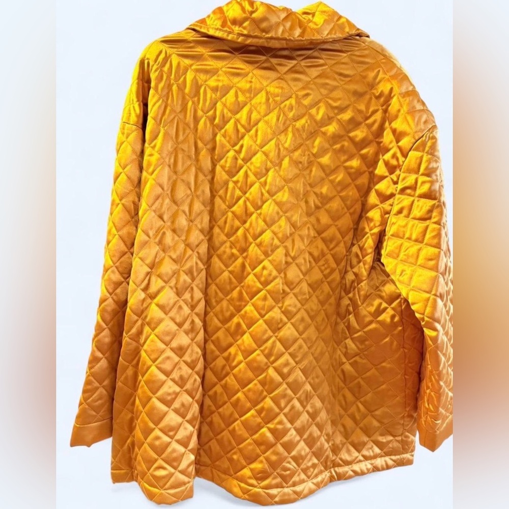 Who What Wear Quilted Gold-Yellow Button-Front Puffer Jacket - Picture 2 of 3